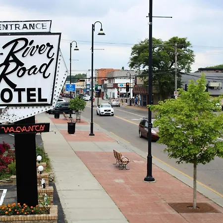 River Road Motel